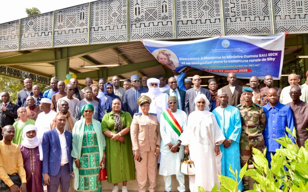 FIER II A LA RENCONTRE DES CADRES DU MENEFP A SIBY