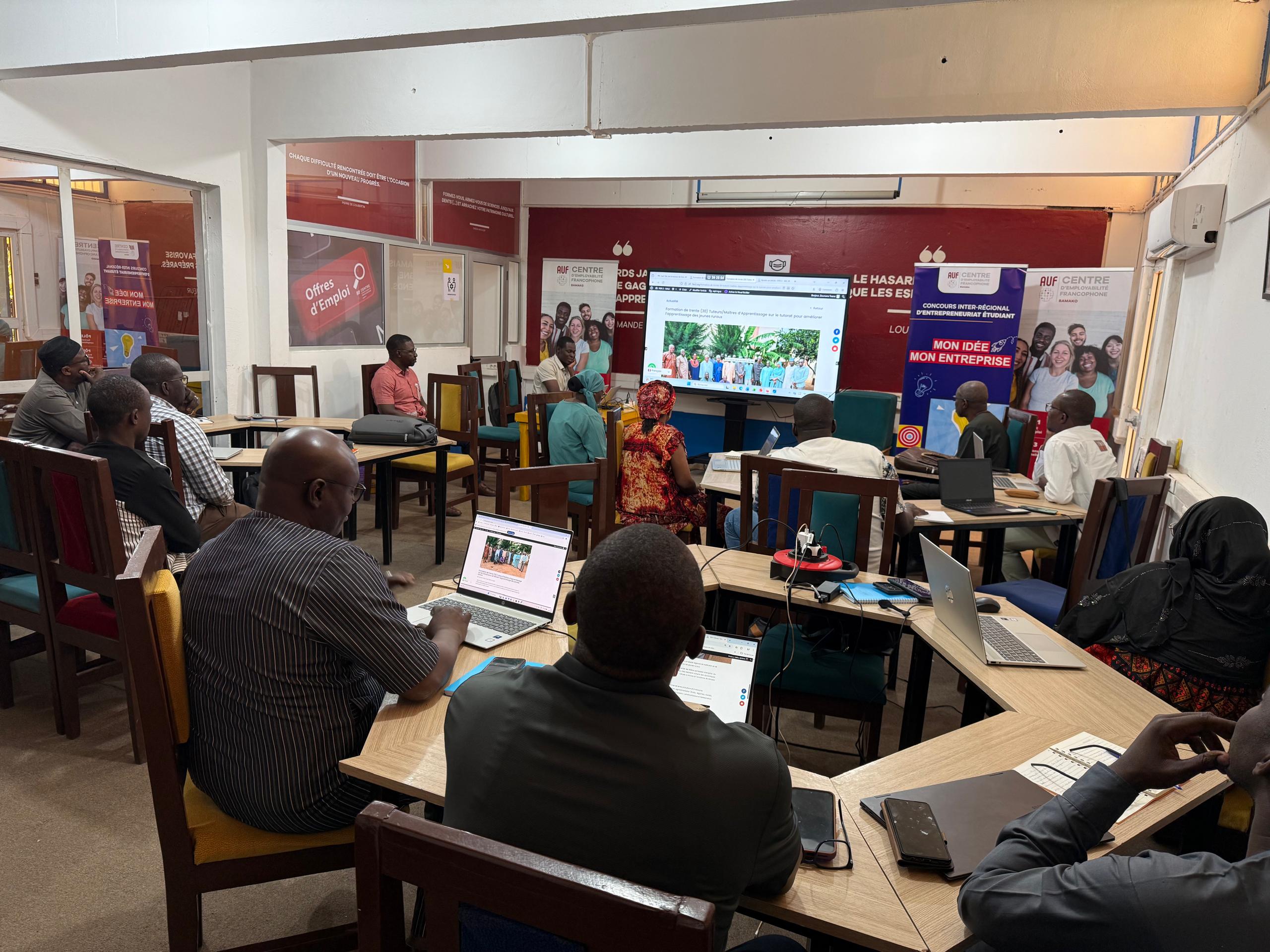 From 23 to 27 February 2026, FIER II specialists were trained in website animation in Bamako.
